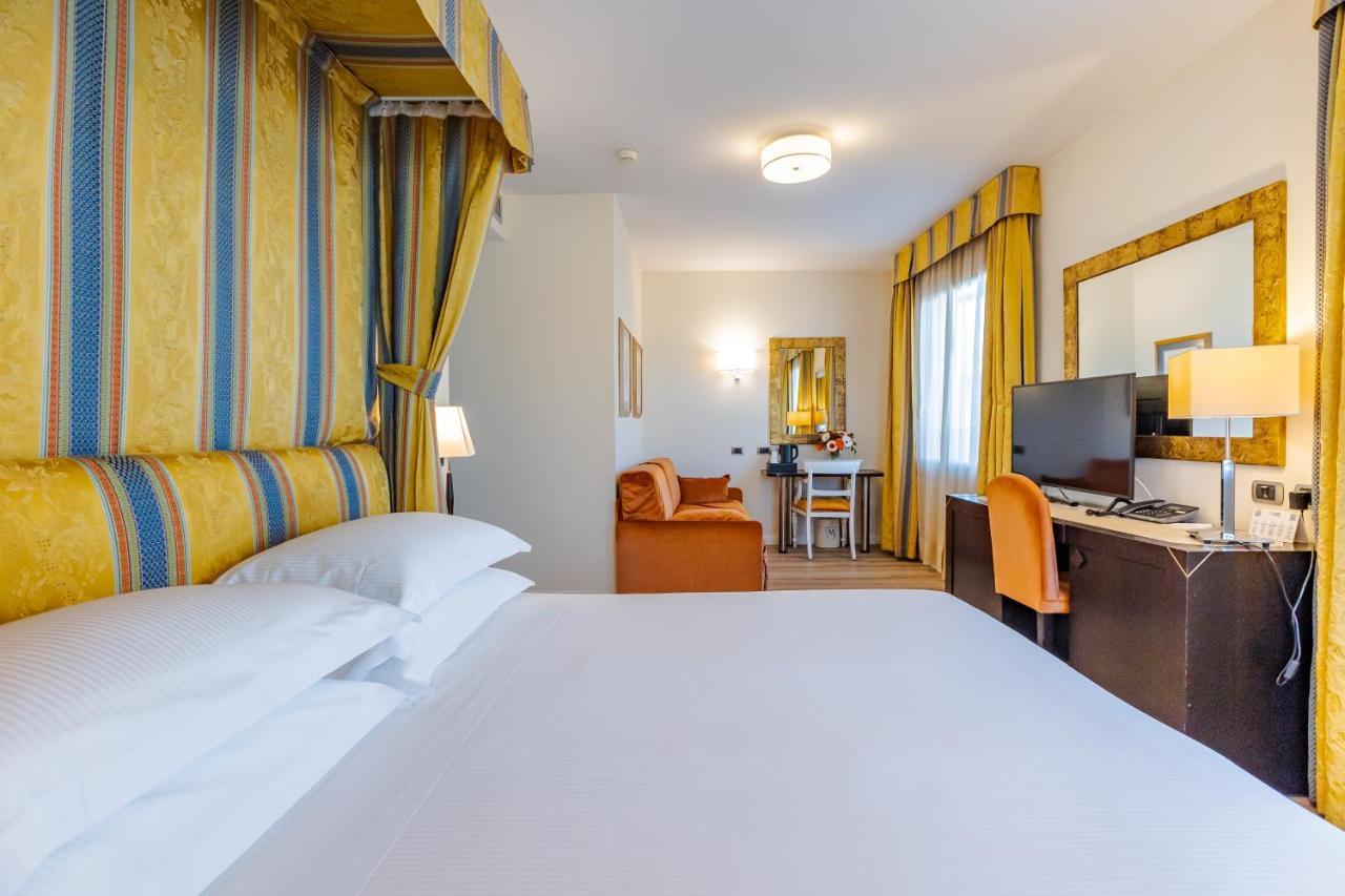Fh55 Grand Hotel Mediterraneo Firenze Esterno foto